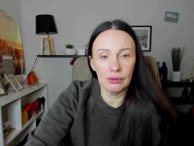 velvetJasmine webcam