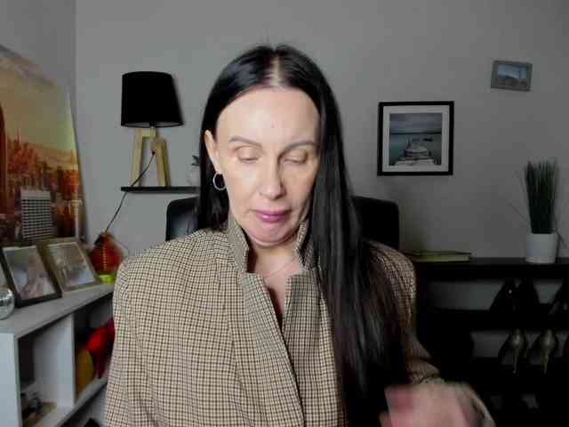 velvetJasmine webcam