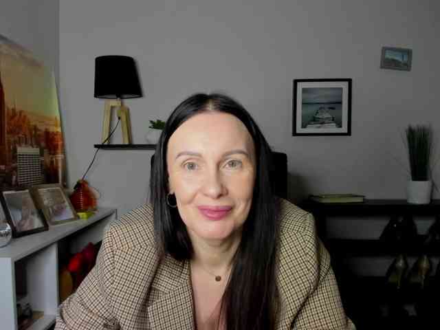 velvetJasmine webcam