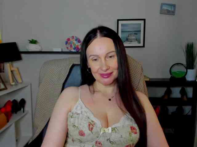 velvetJasmine webcam