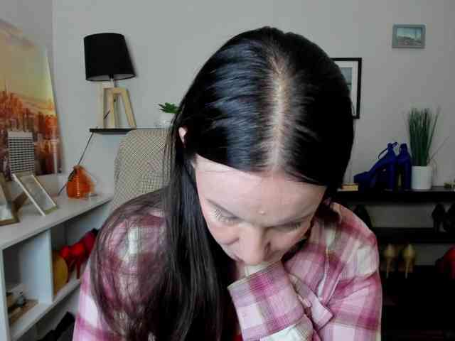 velvetJasmine webcam