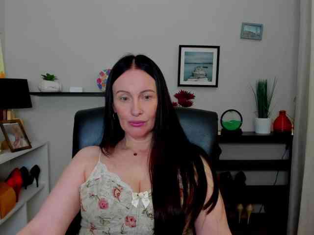 velvetJasmine webcam
