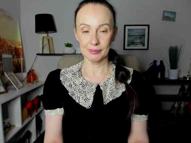 velvetJasmine webcam