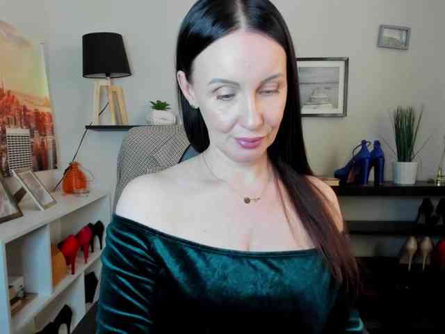 velvetJasmine webcam