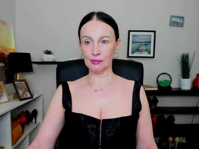 velvetJasmine webcam