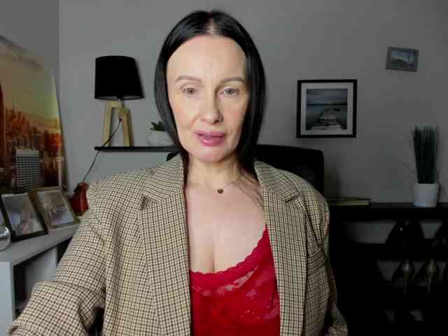 velvetJasmine webcam