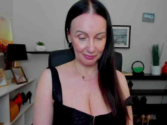 velvetJasmine webcam