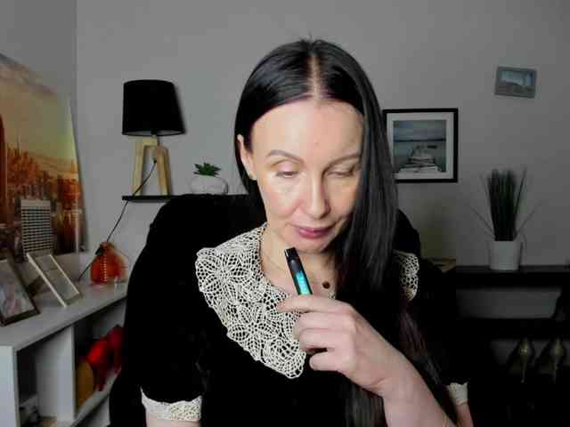 velvetJasmine webcam