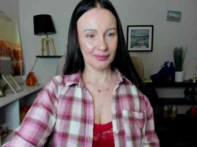 velvetJasmine webcam