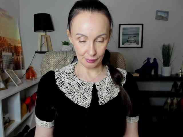 velvetJasmine webcam