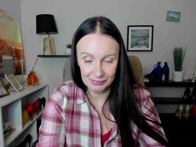 velvetJasmine webcam