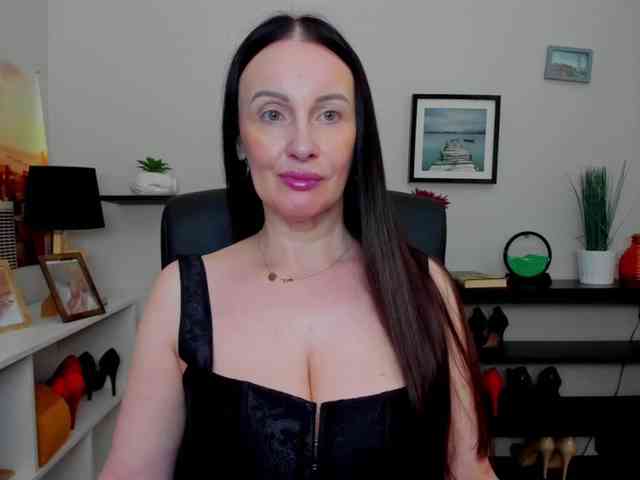 velvetJasmine webcam