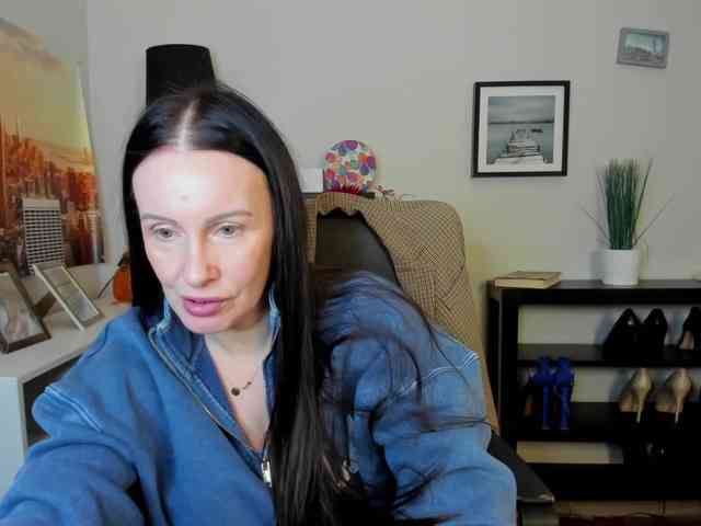 velvetJasmine webcam