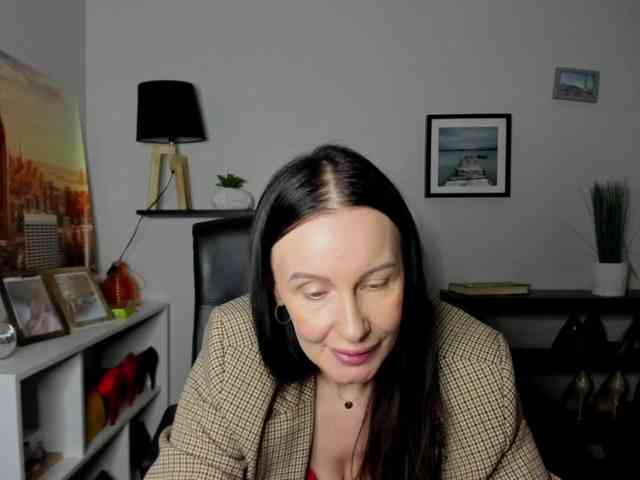 velvetJasmine webcam