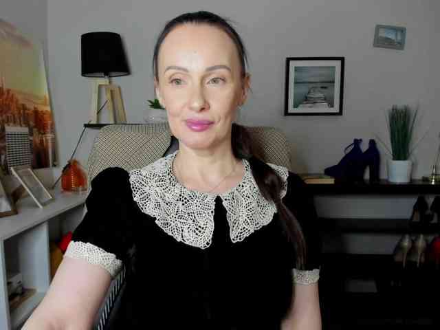 velvetJasmine webcam