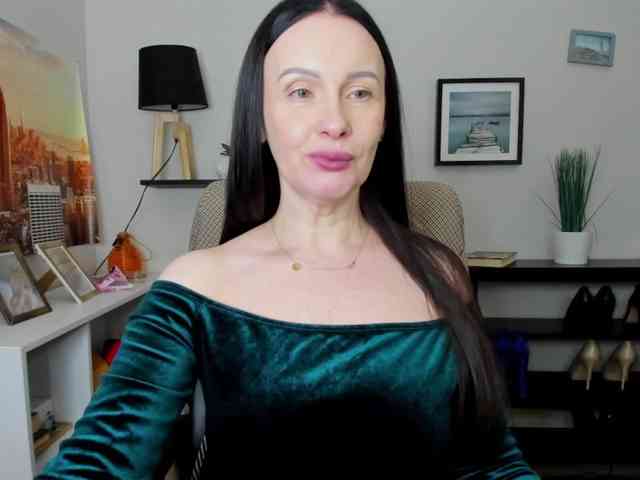 velvetJasmine webcam