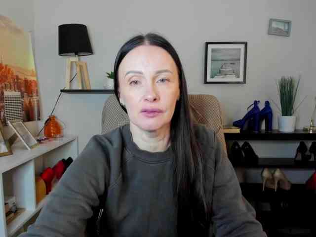 velvetJasmine webcam