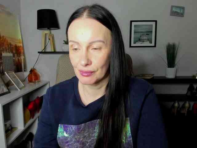 velvetJasmine webcam