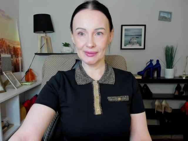 velvetJasmine webcam