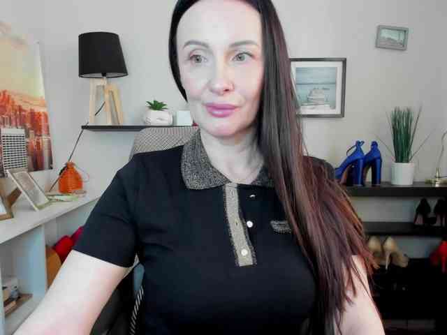 velvetJasmine webcam