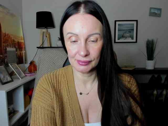 velvetJasmine webcam