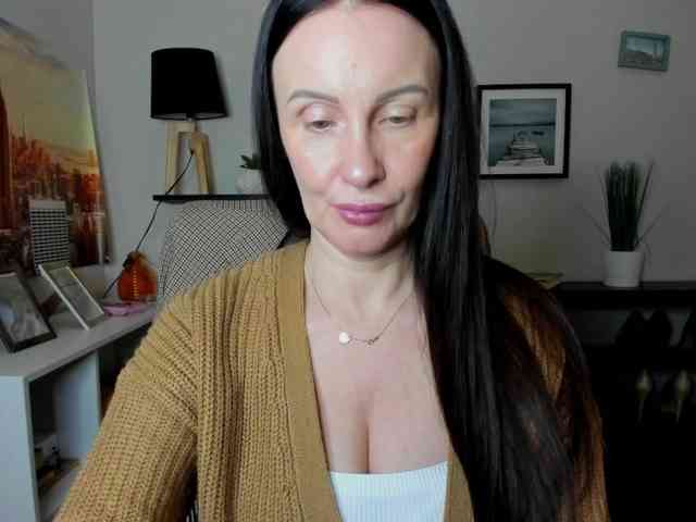 velvetJasmine webcam