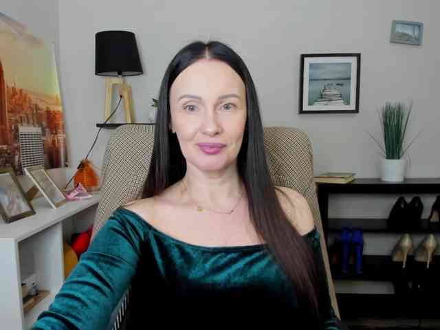 velvetJasmine webcam