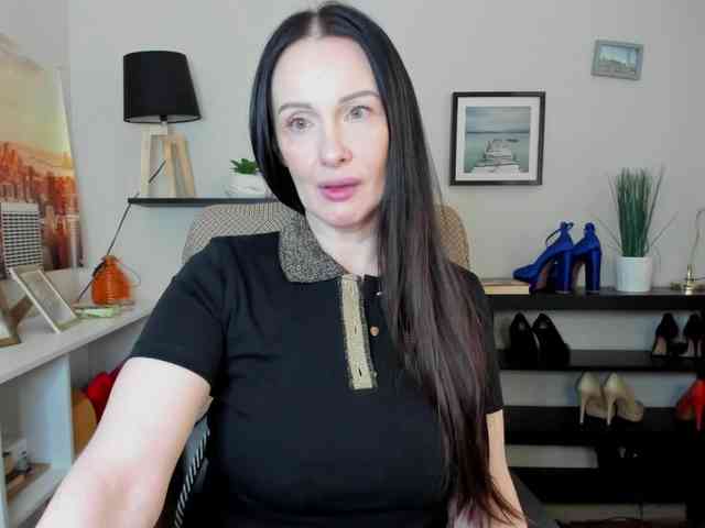 velvetJasmine webcam