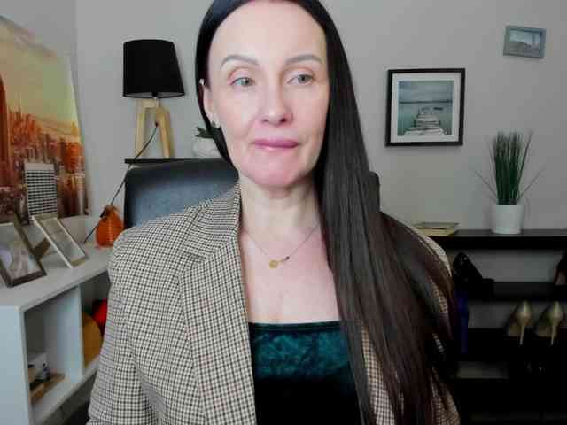 velvetJasmine webcam