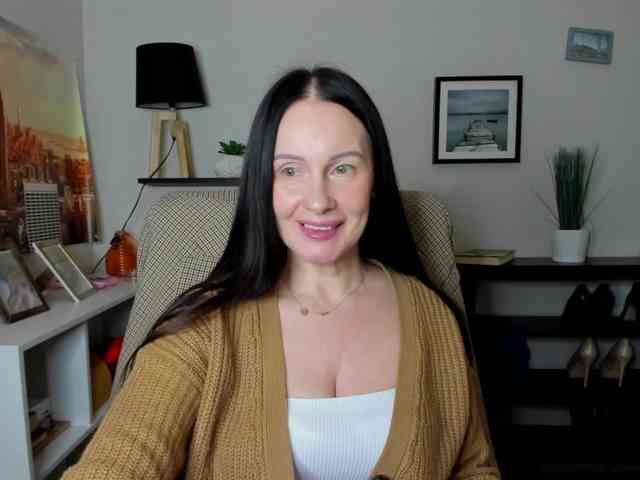 velvetJasmine webcam