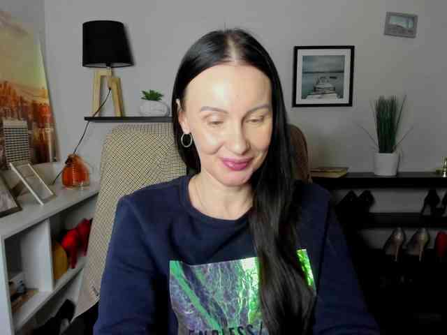 velvetJasmine webcam