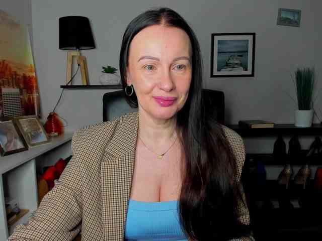 velvetJasmine webcam