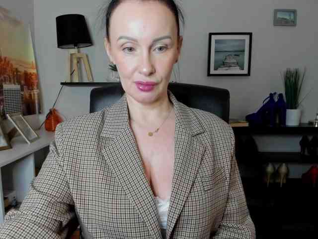 velvetJasmine webcam