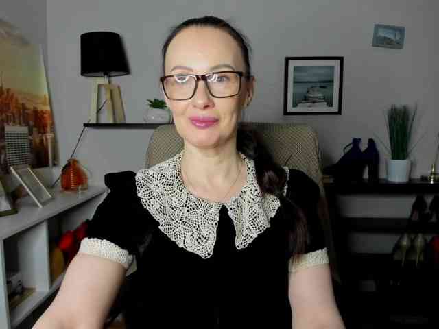 velvetJasmine webcam