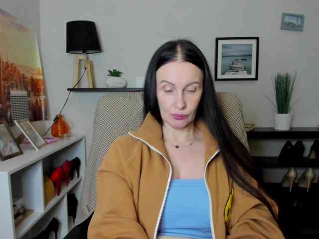 velvetJasmine webcam