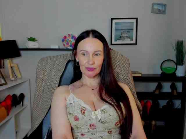 velvetJasmine webcam