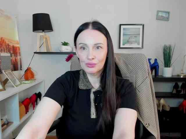 velvetJasmine webcam