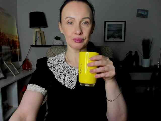 velvetJasmine webcam