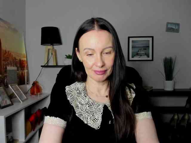 velvetJasmine webcam