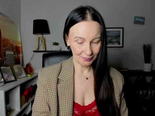 velvetJasmine webcam