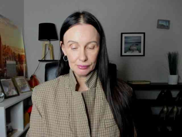 velvetJasmine webcam