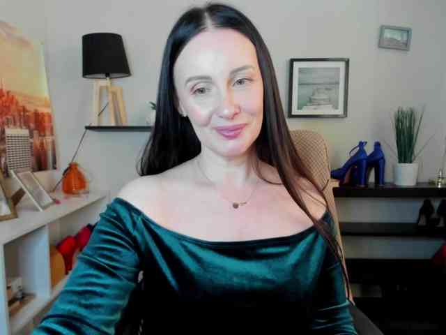 velvetJasmine webcam