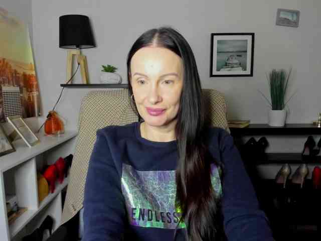 velvetJasmine webcam