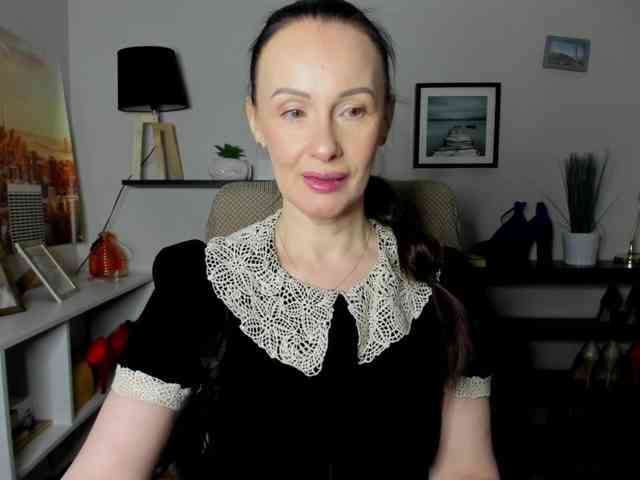 velvetJasmine webcam