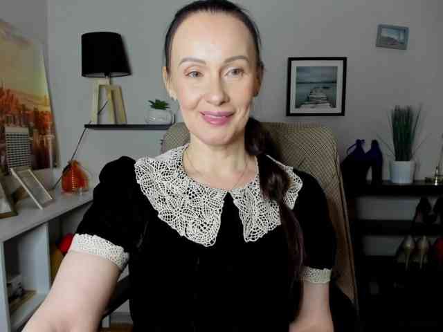 velvetJasmine webcam