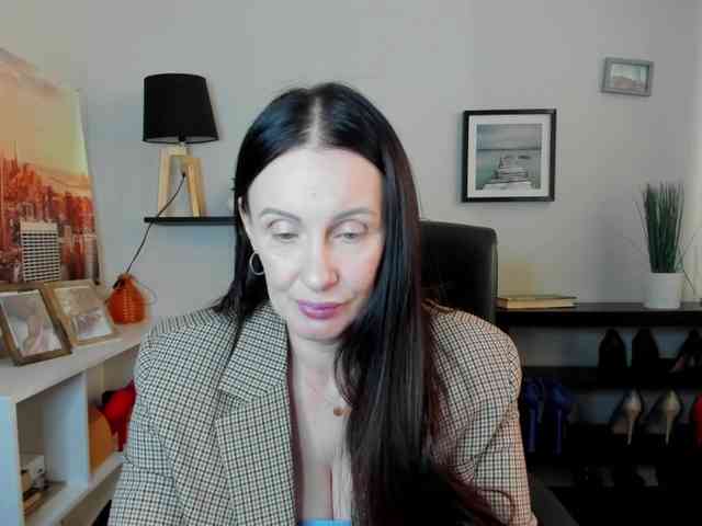 velvetJasmine webcam