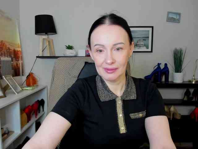 velvetJasmine webcam