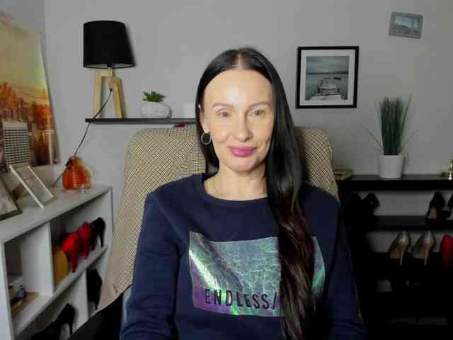 velvetJasmine webcam