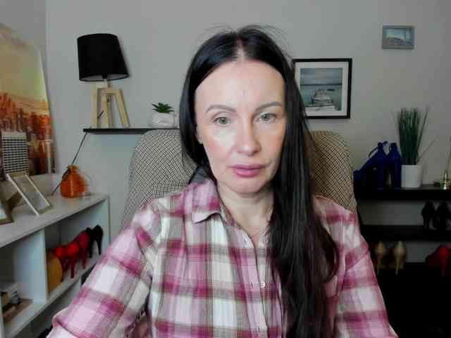 velvetJasmine webcam