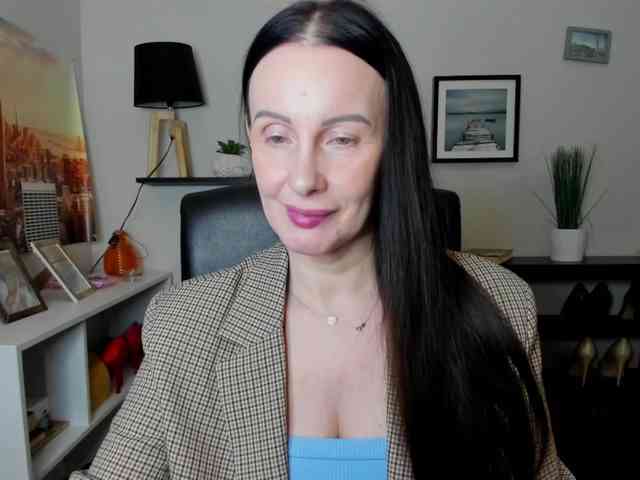 velvetJasmine webcam